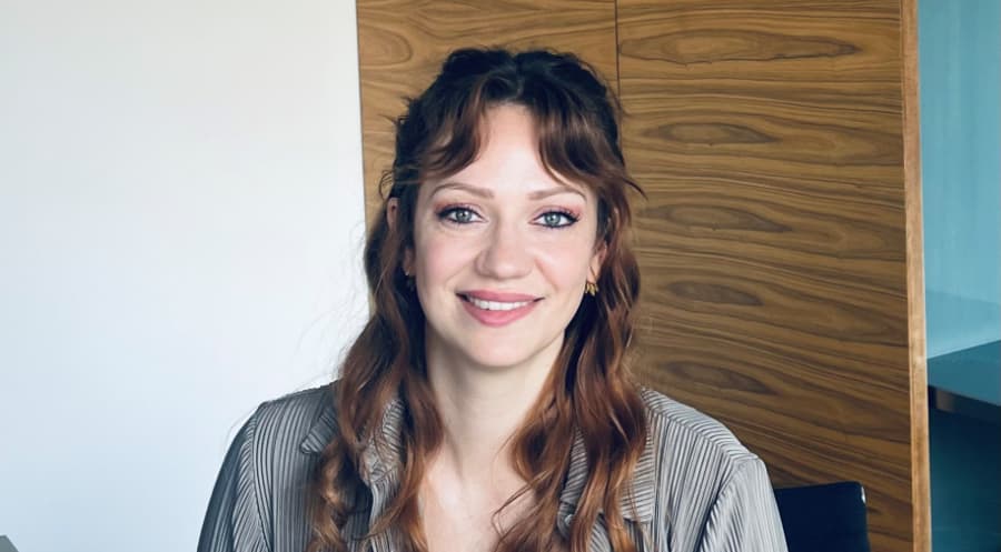 Neue Mitarbeiterin Julia